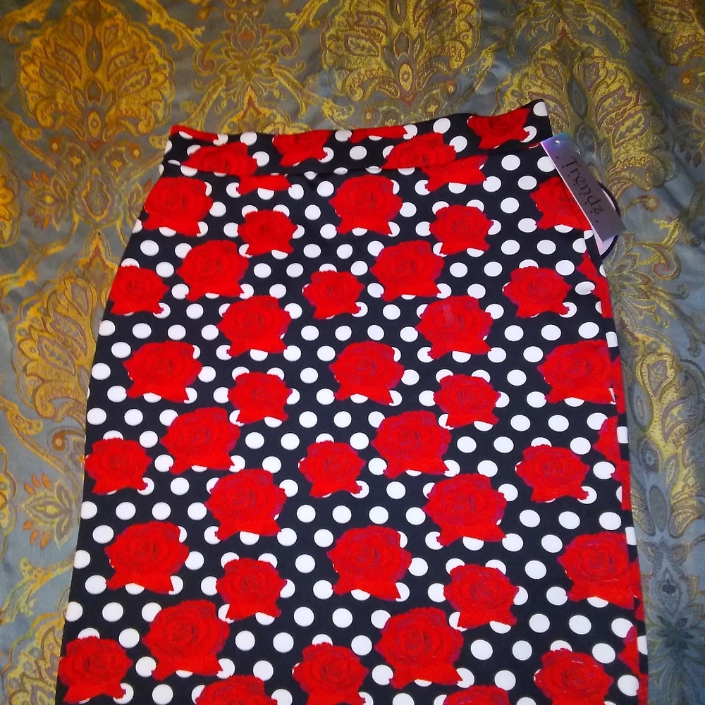New Plus size Trendz Hot Rose polka dot Skirt